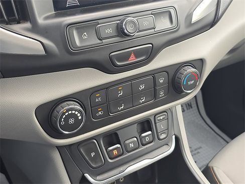 Used 2018 GMC Terrain SLE image 24