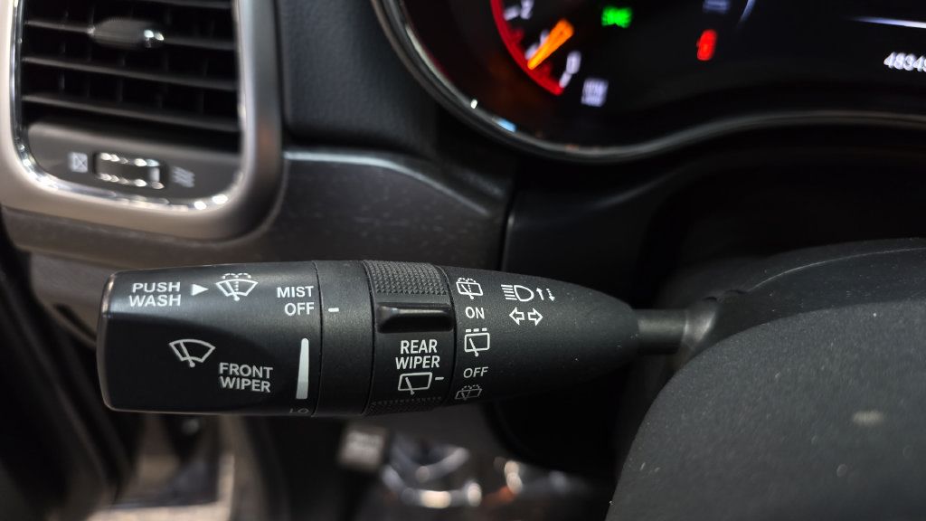 Used 2018 Jeep Grand Cherokee Laredo AWD/4WD image 37