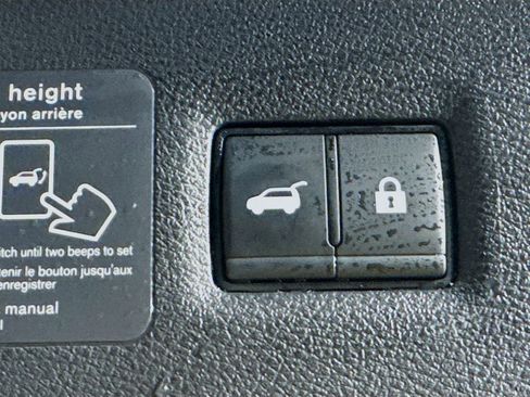 Certified 2025 INFINITI QX55 Luxe w/ Cargo Package image 33