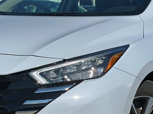 New 2025 Nissan Versa SV w/ Trunk Package image 4