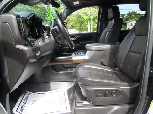 Used 2024 Chevrolet Silverado 3500 High Country w/ High Country Premium Package image 27