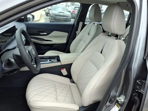 New 2026 Nissan Sentra SL w/ Floor Mat Package FWD image 12