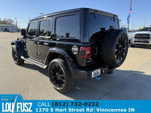 Used 2023 Jeep Wrangler Sahara w/ Cold Weather Group image 5