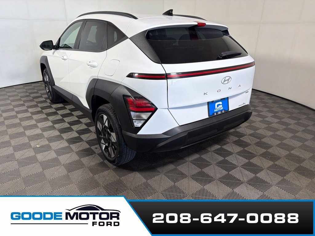 Used 2025 Hyundai Kona SEL AWD/4WD image 5