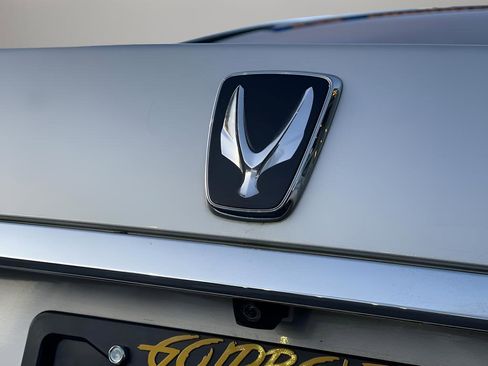 Used 2011 Hyundai Equus Signature image 10