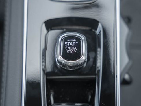 New 2026 Volvo XC90 B6 Ultra image 25