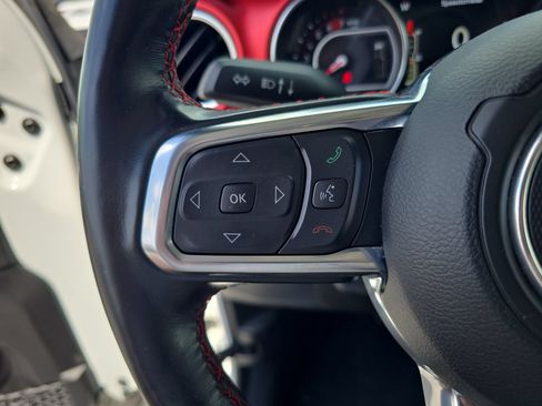 Used 2021 Jeep Wrangler Unlimited Rubicon AWD/4WD image 23