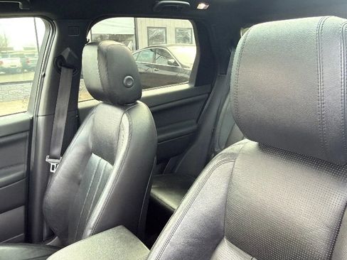 Used 2017 Land Rover Discovery Sport HSE image 15