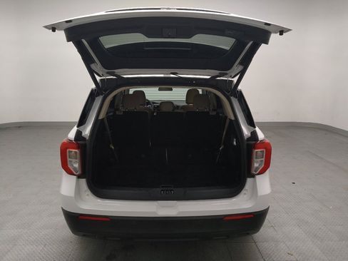 Used 2021 Ford Explorer 2WD image 29