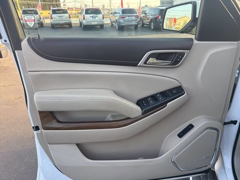 Used 2019 GMC Yukon Denali w/ Denali Ultimate Package image 10