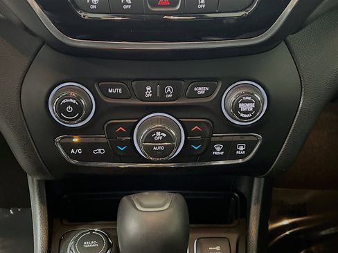 Used 2020 Jeep Cherokee High Altitude image 26