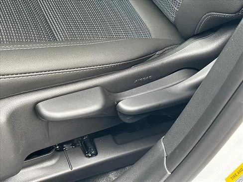 New 2026 Buick Envista Sport Touring w/ Advanced Safety Package FWD image 25