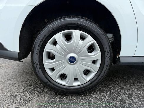 Used 2022 Ford Transit Connect XLT FWD image 12