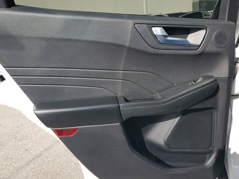 Used 2022 Ford Escape SEL w/ Technology Package image 20