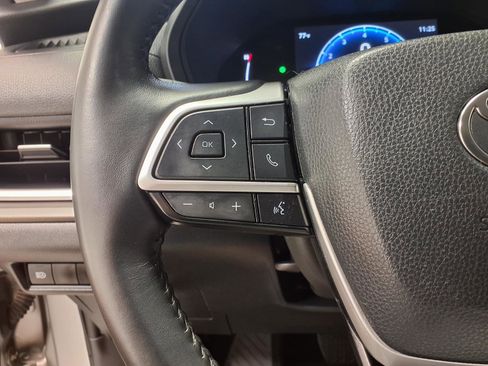 Used 2024 Toyota Grand Highlander XLE image 19