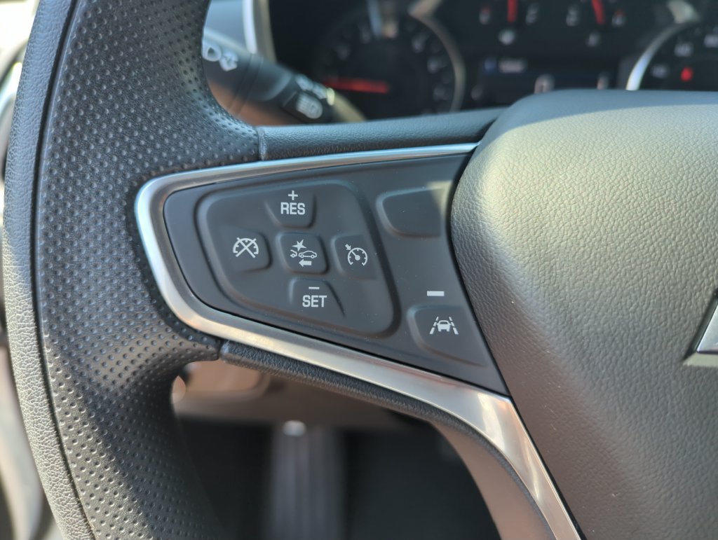 Used 2022 Chevrolet Equinox LT FWD image 21