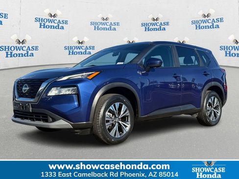 Used 2023 Nissan Rogue SV image 1