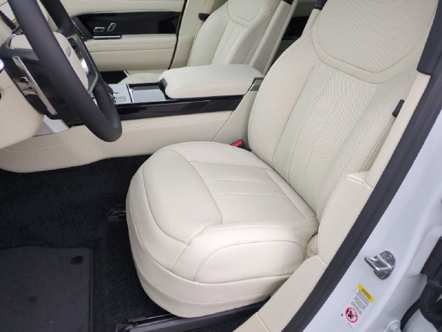 New 2026 Land Rover Range Rover SE AWD/4WD image 12
