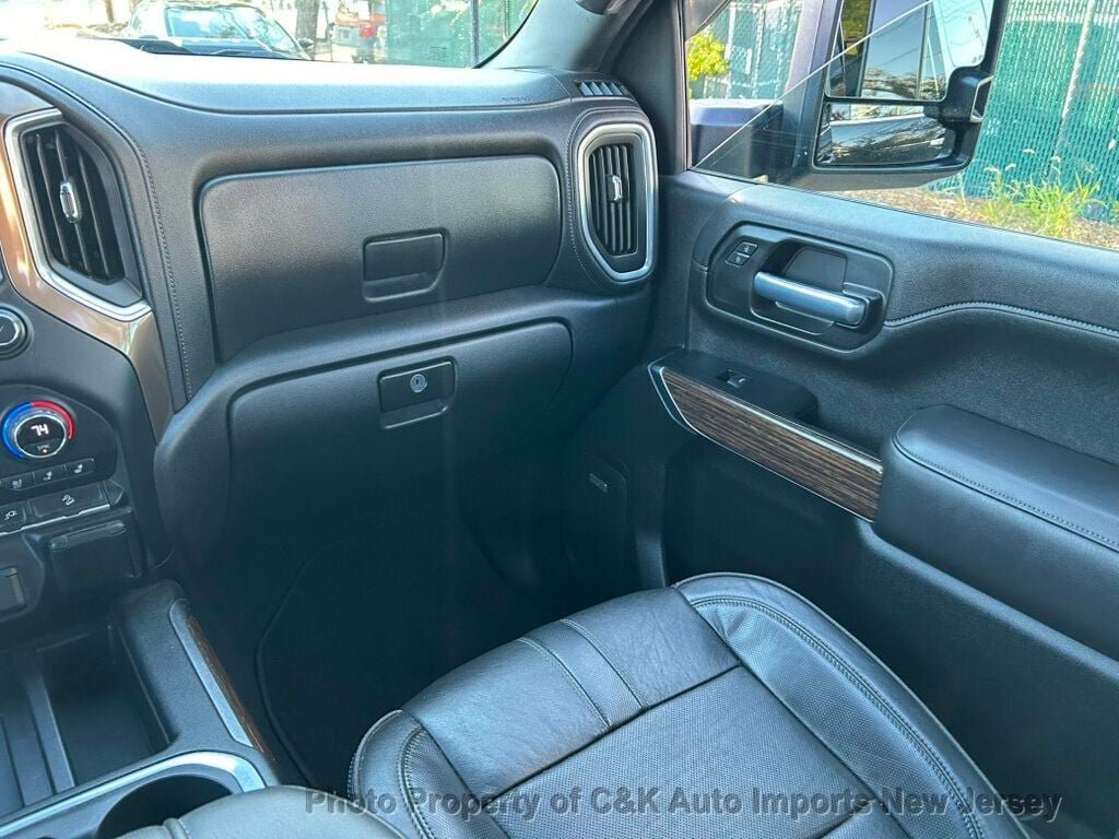 Used 2021 Chevrolet Silverado 2500 High Country w/ Technology Package AWD/4WD image 40