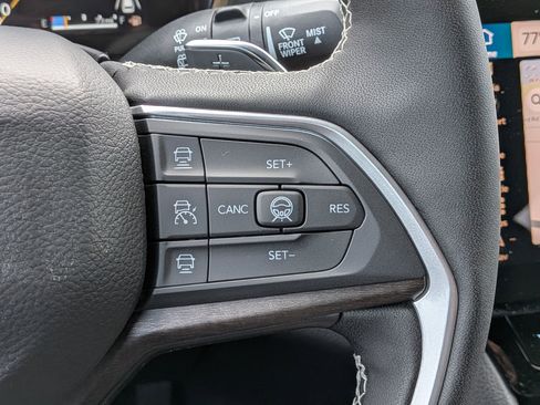 New 2026 Jeep Grand Cherokee 4WD image 21