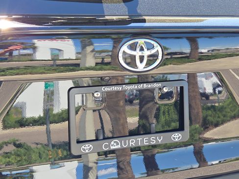 Certified 2025 Toyota RAV4 LE image 10