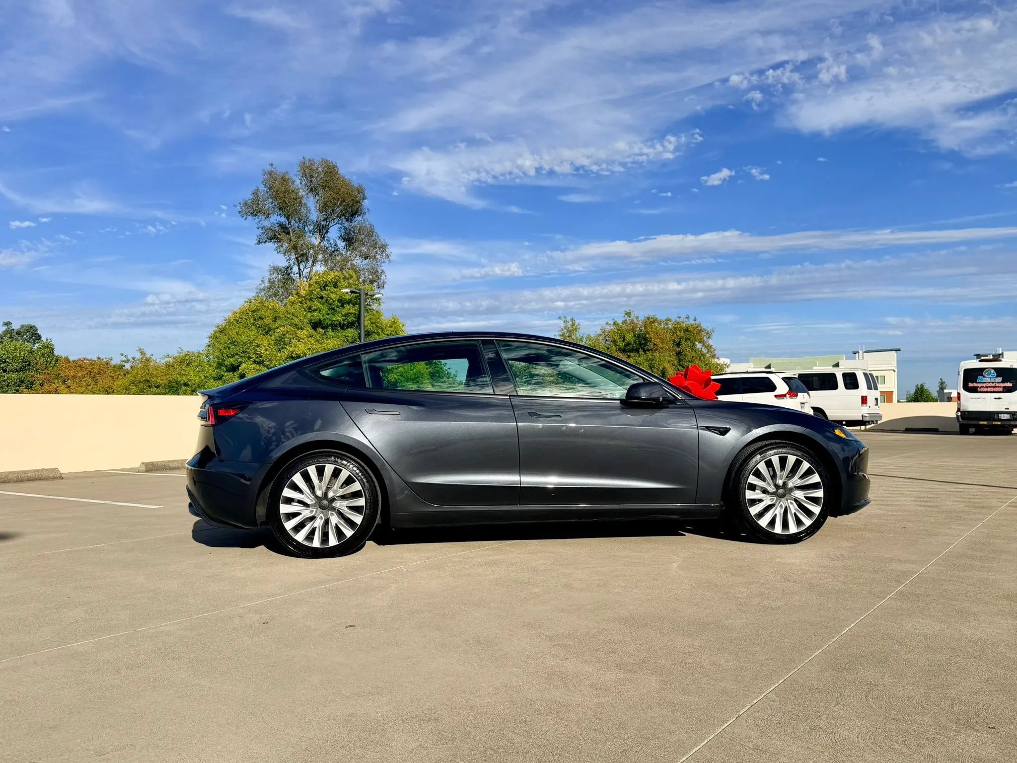 Used 2025 Tesla Model 3 Long Range RWD image 9