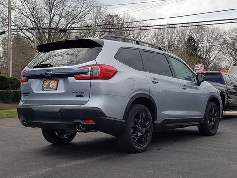 Used 2025 Subaru Ascent Bronze Edition w/ Popular Package #2 image 4