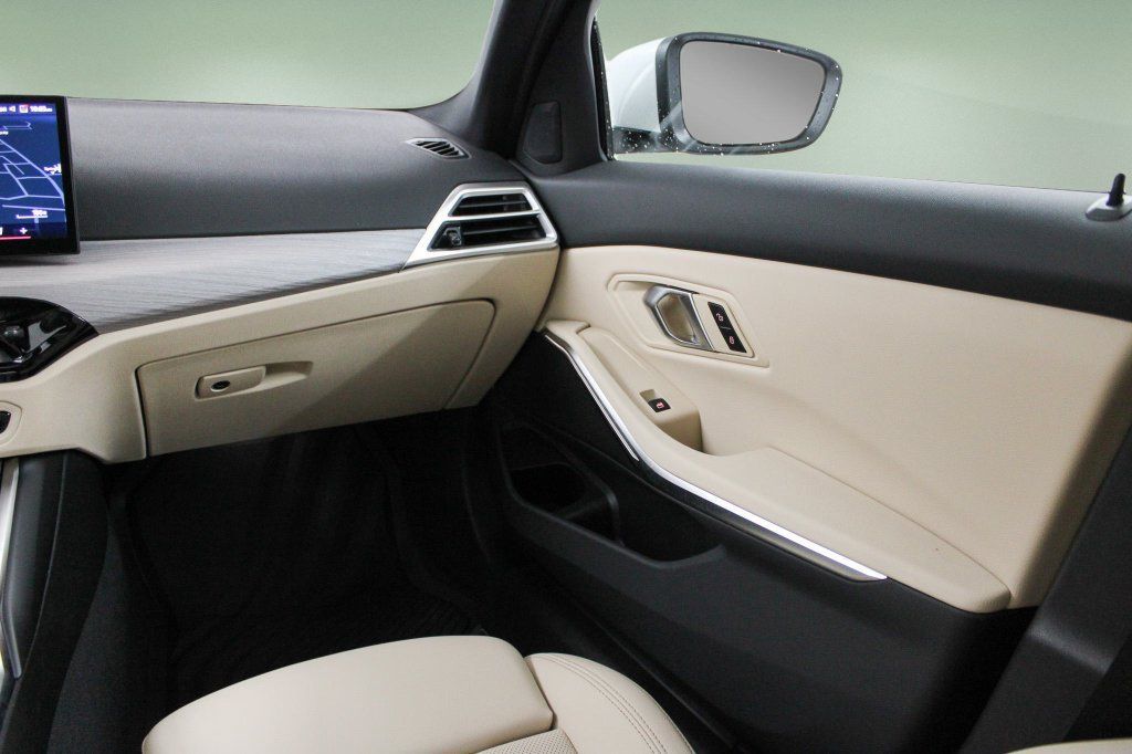 Used 2026 BMW 330i Sedan w/ Convenience Package RWD image 20