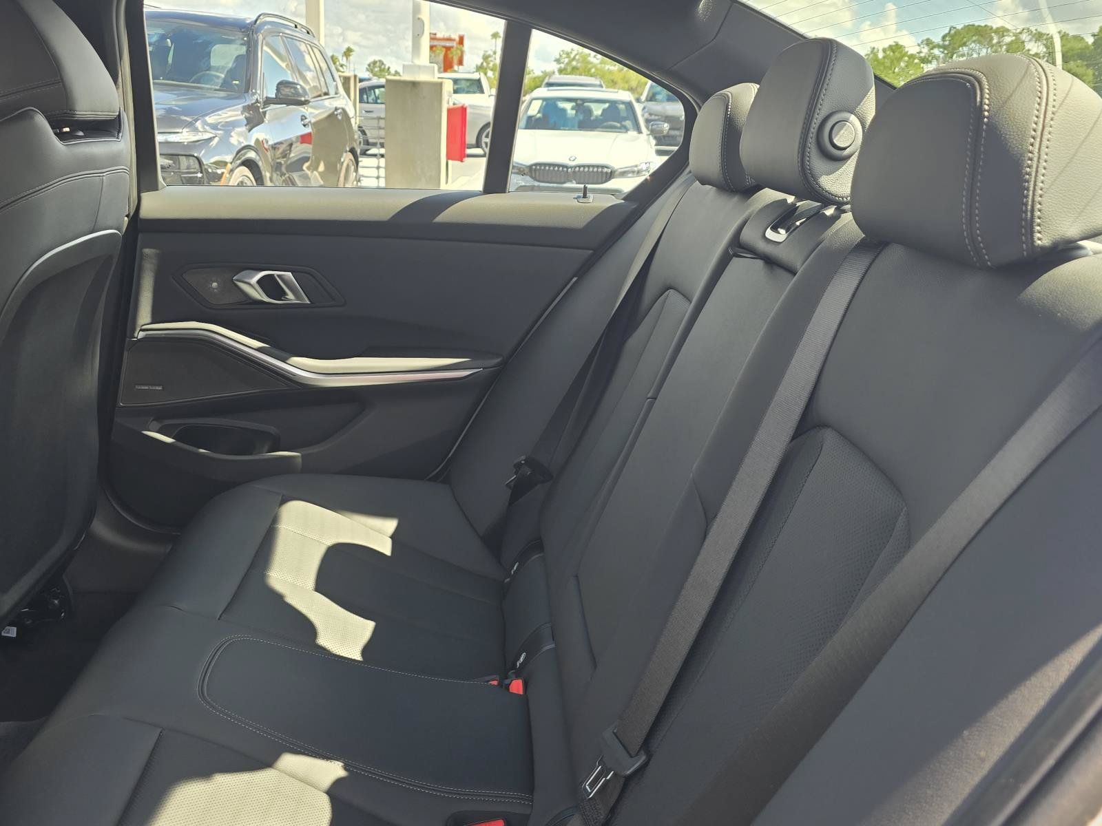 New 2026 BMW 330i Sedan w/ M Sport Package RWD image 11