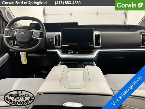 New 2026 Ford Expedition Max Platinum w/ Platinum Ultimate Package AWD/4WD image 16