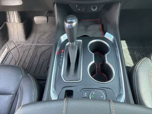 Used 2020 Chevrolet Traverse Premier w/ Redline Edition image 17