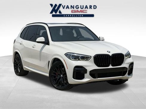 Used 2022 BMW X5 xDrive40i w/ M Sport Package AWD/4WD image 1
