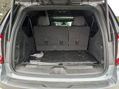 Used 2022 GMC Yukon XL Denali image 25