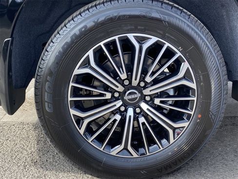 New 2026 Nissan Armada Platinum image 7