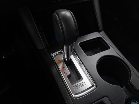 Used 2017 Subaru Outback 2.5i Limited image 24