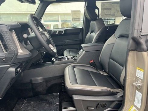 New 2025 Ford Bronco Outer Banks image 10