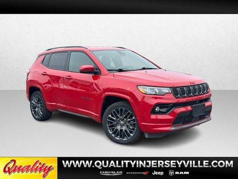Used 2023 Jeep Compass Limited image 1