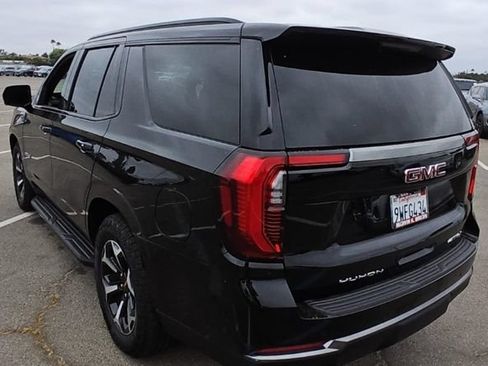 Used 2025 GMC Yukon AT4 w/ Premium Trailering Package AWD/4WD image 4