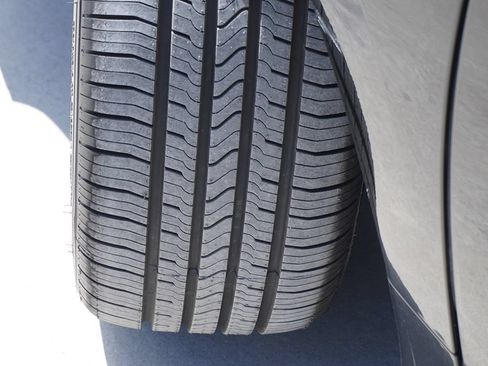 Used 2019 Honda Civic EX image 5