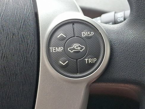 Used 2015 Toyota Prius Three FWD image 21