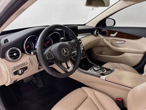 Used 2017 Mercedes-Benz C 300 Sedan image 10
