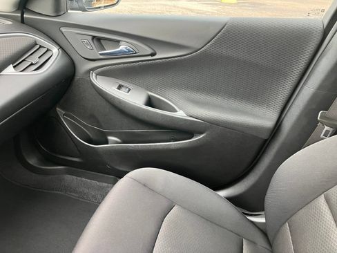 Used 2025 Chevrolet Malibu LT FWD image 11