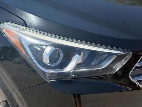 Used 2018 Hyundai Santa Fe Sport image 34