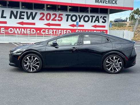 New 2026 Toyota Prius Plug-In Hybrid image 2