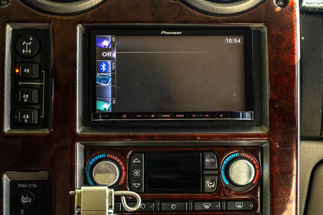 Used 2003 HUMMER H2 w/ Preferred Equipment Group AWD/4WD image 27
