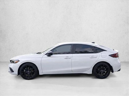 Used 2025 Honda Civic Sport image 4