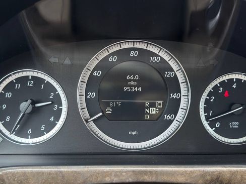 Used 2010 Mercedes-Benz E 350 Sedan image 13