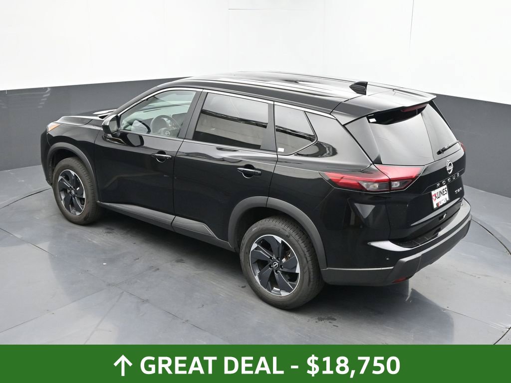 Used 2024 Nissan Rogue SV AWD/4WD image 44