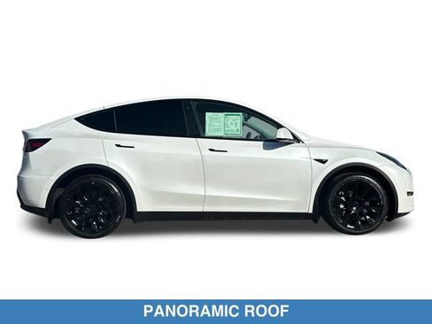 Used 2021 Tesla Model Y Long Range AWD/4WD image 4
