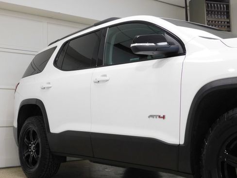 Used 2021 GMC Acadia AT4 AWD/4WD image 8